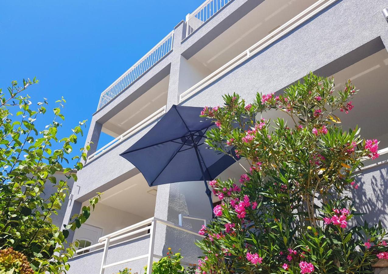 Villa Skalinada With Sea View Brela Exterior foto